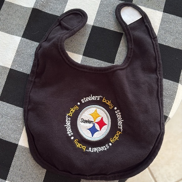 Baby Fanatic Other - ^Fanatics Pittsburgh Steelers Black Cotton &  Embroidered Logo Baby Bib